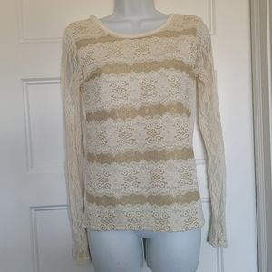 Miss Me Ivory and Shimmy Gold Top with Lace Sleeves XS